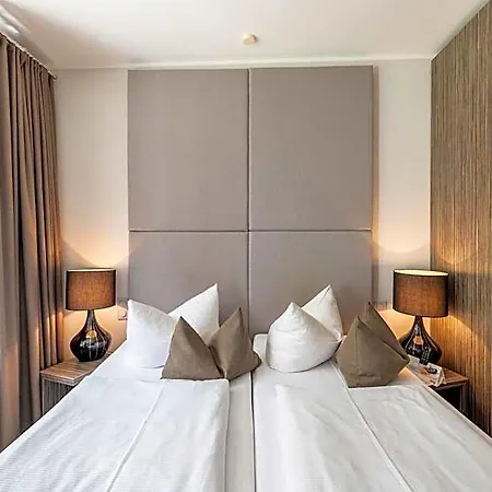 Hotel Art 3*