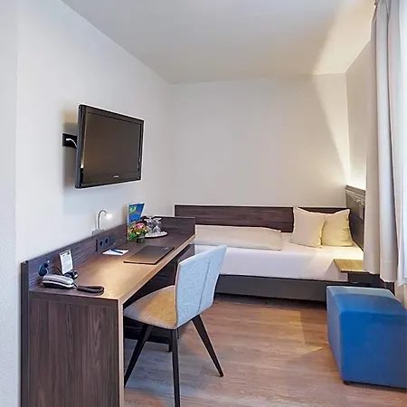 Hotel Art 3*