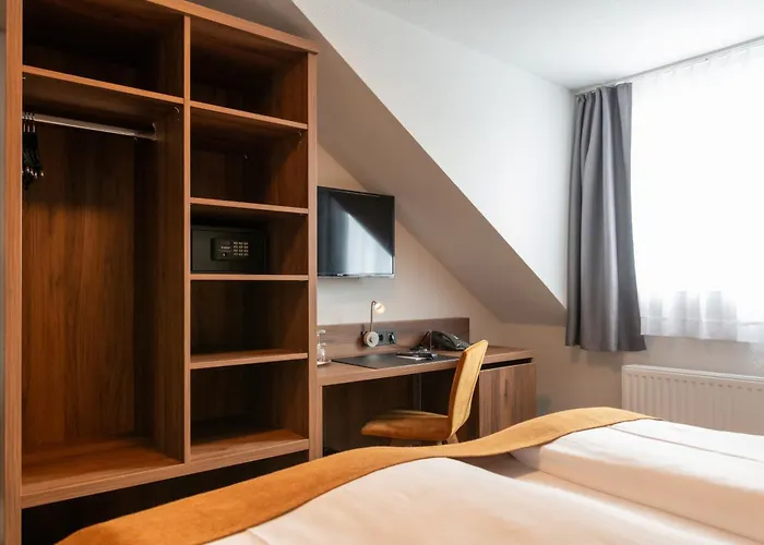 Art Hotell 3*