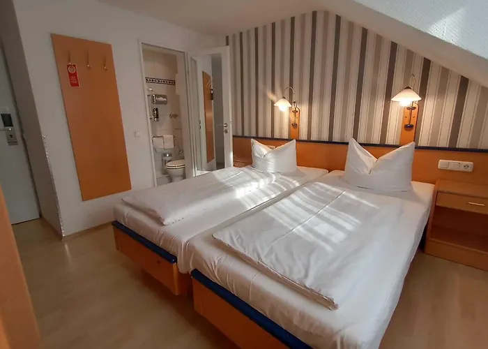 Hotell Art 3*