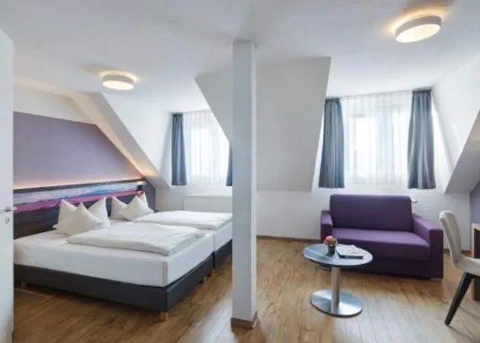 Art 3* Aachen